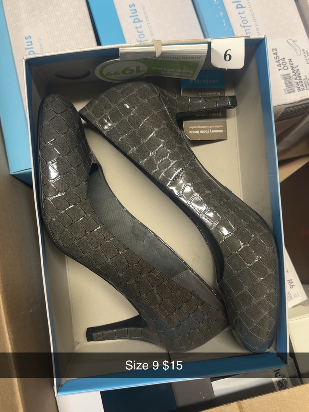 comfort plus by Predictions Gray Croc-Embossed Pumps